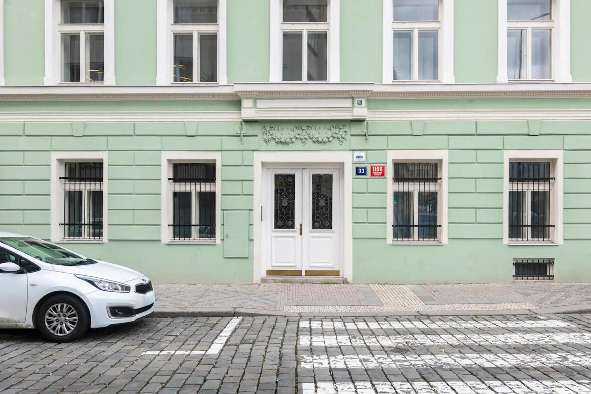Emerald Apartments Boutique Residence Praga Exterior foto